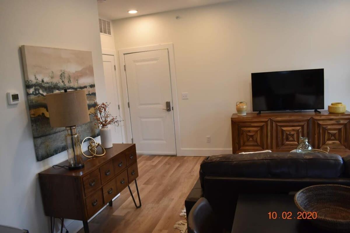 Downtown Traverse City Capri Condo 316 Экстерьер фото